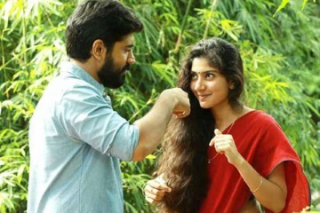 பிரேமம் படத்தில் முதன் முதலில் மலர் டீச்சராக நடிக்கவிருந்த சாய் பல்லவி இல்லையா! வேறு யார் தெரியுமா