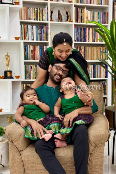 தாமதமாக எனக்கு திருமணம் நடக்க இதுவே காரணம்... எமோஷ்னலாக கூறிய சினேகன் | Lyricist Snehan About His Late Marriage தாமதமாக எனக்கு திருமணம் நடக்க இதுவே காரணம்... எமோஷ்னலாக கூறிய சினேகன் | Lyricist Snehan About His Late Marriage