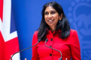 இந்திய வம்சாவளி முன்னாள் அமைச்சரால் உருவாகியுள்ள சர்ச்சை