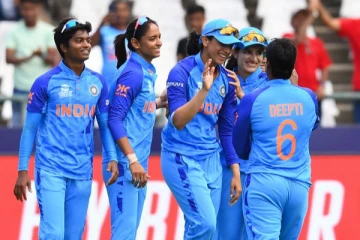 மகளிர் டி20 உலகக் கோப்பை: 6 விக்கெட் வித்தியாசத்தில் இந்தியா வெற்றி