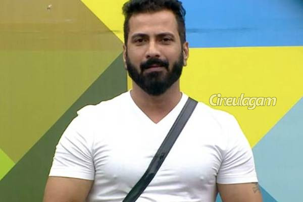 மாடியில் இருந்து விழுந்த மகள், ரத்தம் கொட்ட... மோசமாக சம்பவம் குறித்து ஜித்தன் ரமேஷ் | Actor Jithan Ramesh About His Daughter மாடியில் இருந்து விழுந்த மகள், ரத்தம் கொட்ட... மோசமாக சம்பவம் குறித்து ஜித்தன் ரமேஷ் | Actor Jithan Ramesh About His Daughter