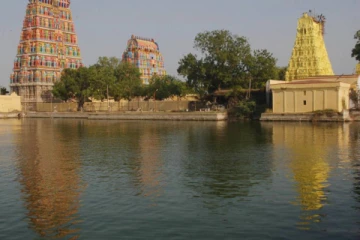 காசி, ராமேஸ்வரத்திற்கு இணையான மற்றொரு புனித தீர்த்தம் எங்கு இருக்கிறது தெரியுமா?