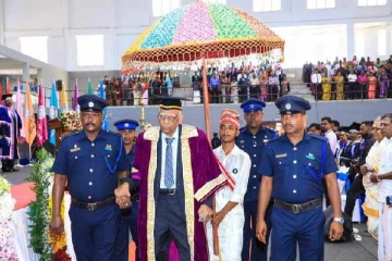 ஆரம்பமானது யாழ்.பல்கலைக்கழக 37வது பட்டமளிப்பு விழா ! (Photos)