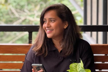 பிக் பாஸ் செல்ல இருந்த ஜாக்குலினுக்கு என்னாச்சு! மருத்துவமனையில் இருக்கிறாரா?