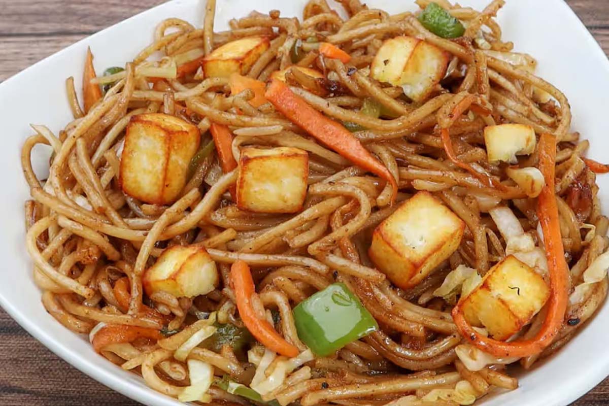 நூடுல்ஸில் பனீர் சேர்த்து சாப்பிடுறீங்களா? உணவியல் நிபுணர் கூறும் உண்மை | Is It Healthy To Eat Noodles With Paneer நூடுல்ஸில் பனீர் சேர்த்து சாப்பிடுறீங்களா? உணவியல் நிபுணர் கூறும் உண்மை | Is It Healthy To Eat Noodles With Paneer