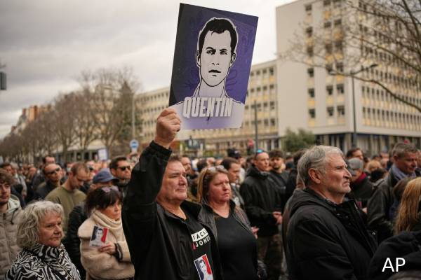 அமெரிக்க தூதருக்கு பிரான்ஸ் சம்மன்: பின்னணி | France Summon Us Ambassador For Comment Over Death அமெரிக்க தூதருக்கு பிரான்ஸ் சம்மன்: பின்னணி | France Summon Us Ambassador For Comment Over Death