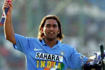 எம்.எஸ். தோனியின் புகைப்படத்தை பகிர்ந்த WWE நட்சத்திரம்! வைரலாகும் பதிவு