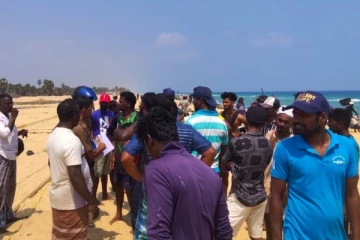 யாழில் தனிநபரால் வாழ்வாதாரம் பாதிப்பு; மூன்றாவது நாளாக தொடரும் முறுகல்நிலை !