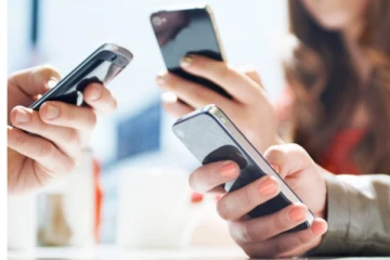 දුරකථන පාවිච්චි කරන දරුවන් ගේ දෙමාපියන්ට විශේෂ දැනුම් දීමක්.