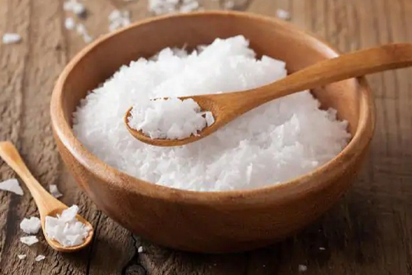 இந்த பொருட்கள் வருஷ கணக்கில் கெட்டேப்போகாது! பயப்படாமல் வைத்து விரும்பி விரும்பி சாப்பிடலாமாம்! | Common Food Items That Never Expire