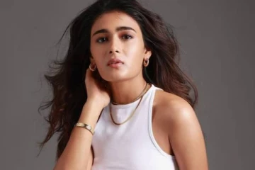 உடை மாற்றும் போது உள்ளே அத்துமீறி நுழைந்த இயக்குனர்... ஷாலினி பாண்டே பரபரப்பு குற்றச்சாட்டு