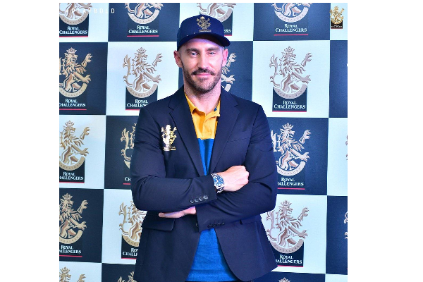 ஐபிஎல் 2022: ஆர்சிபி அணியின் புதிய கேப்டன் டூ பிளசிஸ்.. பற்றி ஏபி விராட் கோலி கூறியது என்ன? | Ipl 2022 Virat Kohli Faf Du Plessis Rcb Captain