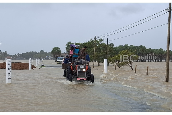 சீரற்ற காலநிலையினால் வடக்கு - கிழக்கில் தொடரும் பாதிப்புகள் | Due To Unfavourable Weather Conditions North East சீரற்ற காலநிலையினால் வடக்கு - கிழக்கில் தொடரும் பாதிப்புகள் | Due To Unfavourable Weather Conditions North East