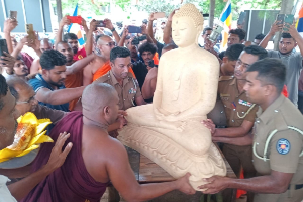 திருகோணமலை கடற்கரை புத்தர் சிலை விவகாரம்: மக்களின் எதிர்பார்ப்பு | Trincomalee Buddha Statue Problem திருகோணமலை கடற்கரை புத்தர் சிலை விவகாரம்: மக்களின் எதிர்பார்ப்பு | Trincomalee Buddha Statue Problem