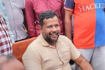 கட்சியில் இருந்து உறுப்பினர்கள் இடைநிறுத்தம்! - ரிஷாட் பதியுதீன் அதிரடி நடவடிக்கை