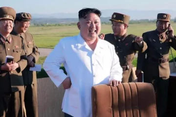 தென் கொரியா மீது வட கொரியா திடீர் தாக்குதல்: போர் மூளும் பீதியில் மக்கள்