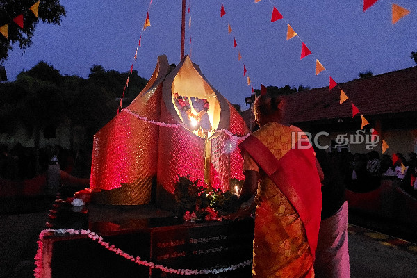 உலகப்பரப்பை உணர்வுடன் கடந்த தேசிய மாவீரர் நினைவெழுச்சி - திரண்ட பல்லாயிரம் மக்கள்- நேரடி ரிப்போர்ட் | Maaveerar Naal 2022 Live Updates
