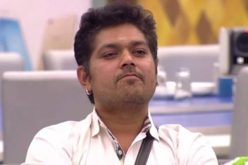 பிக்பாஸ் நிகழ்ச்சி புகழ் சக்தியா இது, தாடி மீசை என உடல் எடை அதிகமாகி ஆளே மாறிவிட்டாரே?- லேட்டஸ்ட் க்ளிக்