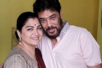 சுந்தர் சி சொன்ன ஸ்பெஷலான விஷயம், உறுகிப்போன குஷ்பு- புகைப்படத்துடன் அவர் பதிவிட்ட தகவல்