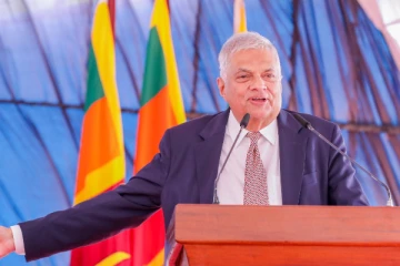 உறுமய வேலைத்திட்டத்தின் கீழ் கிளிநொச்சி மக்களுக்கு காணி உறுதிகள் வழங்கிவைப்பு