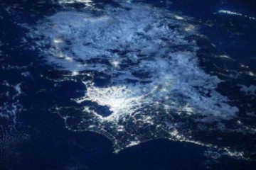 இரவில் ஜொலிக்கும் டோக்கியோ நகரம்! நாசா வெளியிட்ட புகைப்படம்