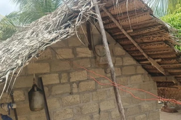 மட்டக்களப்பில் பக்கத்து வீட்டு மின்சாரத்தால் பலியான நபர்