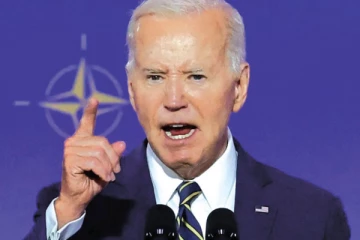 உக்ரைனுக்கு ஆயுதங்களை வழங்க அமெரிக்க ஜனாதிபதி உறுதி