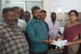 கிளிநொச்சியில் மாவட்ட அரச அதிபருக்கு மனு சமர்ப்பித்த விவசாயிகள்