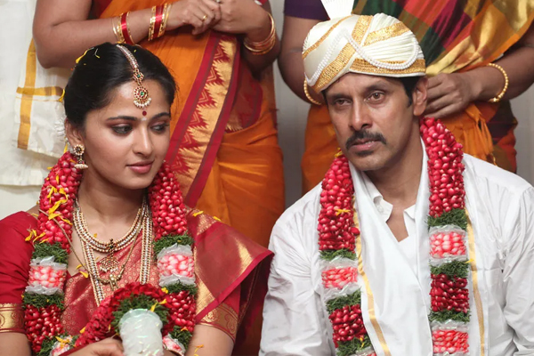 மணமகனின் வலது பக்கம் மணமகள் அமர்வது ஏன்? பலரும் அறியாத ஜோதிட காரணம் | Do You Know Bride Sitting Right Side Of Groom