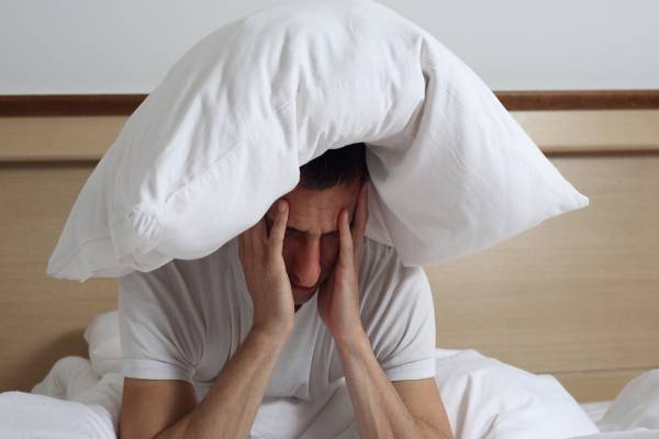 முழு நாளையும் வீணாக்கும் தூக்க கோளாறு.. தீர்வு என்ன? | Reasons For Not Getting Restful Sleep In Tamil
