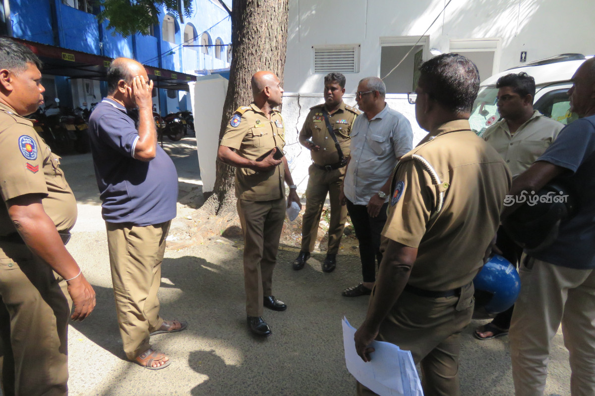 தமிழர் பகுதியில் நீண்டகாலமாக கால்நடைகளை திருடி வந்த நபர் கைது | Police Arrest Thief In Batticaloa தமிழர் பகுதியில் நீண்டகாலமாக கால்நடைகளை திருடி வந்த நபர் கைது | Police Arrest Thief In Batticaloa