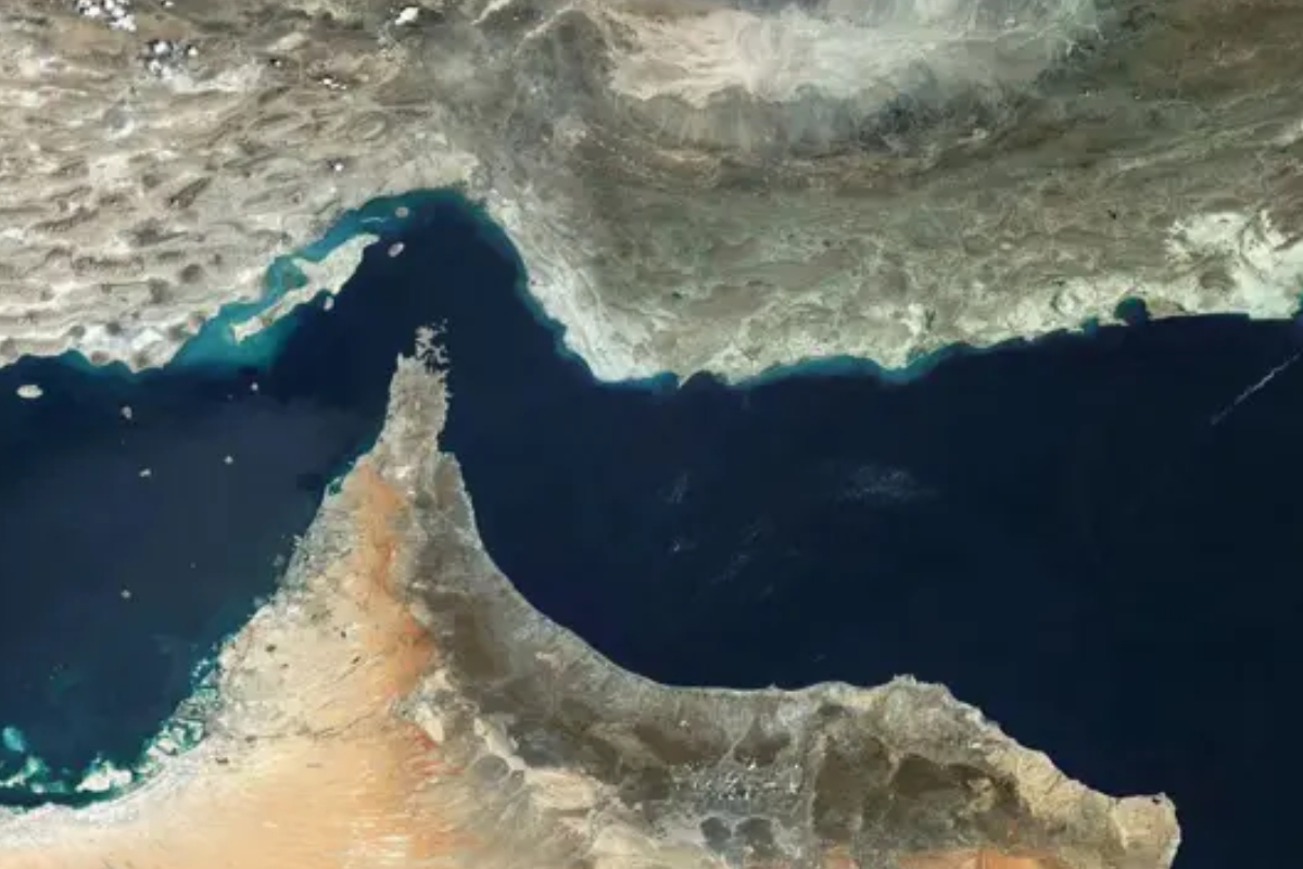 ஹோர்முஸ் நீரிணை வழியாக செல்லும் கப்பல்களுக்கு ஈரான் அறிவித்த பெருந்தொகை கட்டணம் | Hormuz Shipping Fees Announced By Iran ஹோர்முஸ் நீரிணை வழியாக செல்லும் கப்பல்களுக்கு ஈரான் அறிவித்த பெருந்தொகை கட்டணம் | Hormuz Shipping Fees Announced By Iran