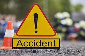 யாழில் இடம்பெற்ற வாகன விபத்தில் பெண்ணொருவர் சம்பவ இடத்திலேயே பலி