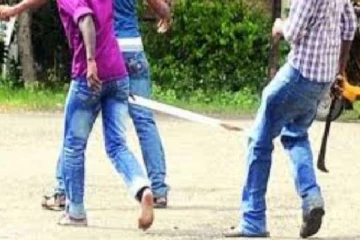 உடுவில் - மல்வம் பகுதியில் வாள்வெட்டு தாக்குதல்!