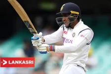 இளம் வயதில் அரைசதம் விளாசி அசத்தல்