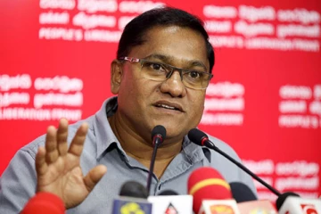 விஜித ஹேரத்திற்கு நீதிமன்றத்தில் முன்னிலையாகுமாறு உத்தரவு