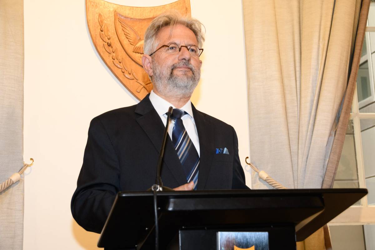 பிரித்தானியா மீது வளைகுடா நாடுகள் கோபம்: காரணம் என்ன? | Gulf Leaders Angry On Uk Starmer Amid Iran War