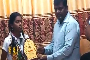 யாழில் மாவட்ட ரீதியாக முதல் நிலை பெற்ற மாணவிக்கு கௌரவிப்பு