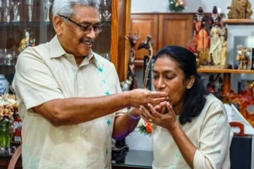 புது வீட்டிற்கு குடிபெயர்ந்த கோட்டாபய!