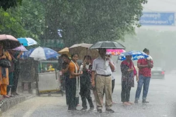 தமிழகத்தில் தொடர்ந்து 3 நாட்களுக்கு கனமழை பெய்யும்- வானிலை மையம் எச்சரிக்கை