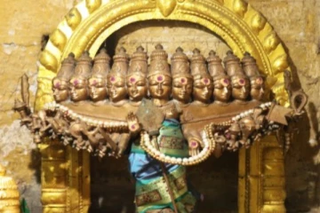 பதினொரு முகத்துடன் காட்சியளிக்கும் முருகப்பெருமான் திருத்தலம்