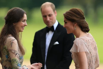 இளவரசர் வில்லியம் கேட் திருமண உறவுக்குள் மூன்றாவதாக ஒரு பெண்: வேகமாக பரவும் வதந்தி
