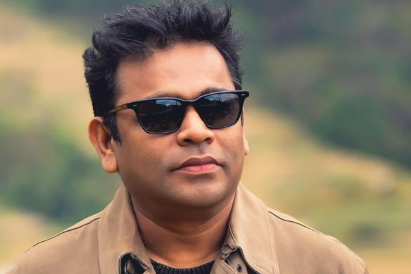 இந்த புகைப்படத்தில் இருக்கும் டாப் நட்சத்திரம் யார் தெரியுமா.. தெரிஞ்சா ஷாக் ஆகிடுவீங்க | Viral Photo Of Popular Person In Cinema