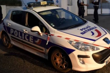 பிரான்சில் பொலிசாரை காருக்குள் வைத்த எரித்த சம்பவம்! கொடுக்கப்பட்ட தண்டனை இது தான்