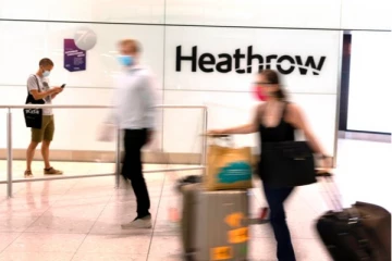 பிரித்தானியாவின் பயண விதிகளில் மாற்றம்: இன்று முதல் பிசிஆர் சோதனை தேவையில்லை!