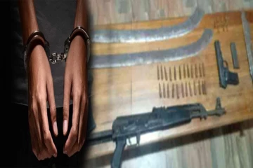 ஆயுதங்களுடன் முன்னாள் இராணுவ வீரர் கைது!