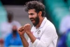 கட்டை விரலில் காயம்: ரவீந்திர ஜடேஜாவுக்கு அறுவை சிகிச்சை