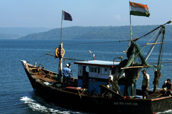 இந்திய கடற்தொழிலாளர்களை விடுவித்த இலங்கை அரசாங்கம் | Sri Lankan Government Releases Indian Seafarers