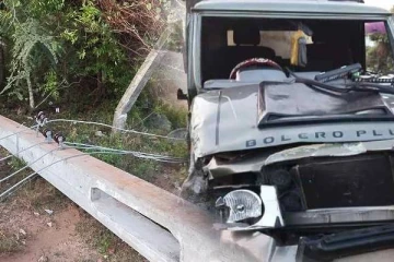 மட்டக்களப்பில் பாரிய விபத்து: மயிரிழையில் உயிர் தப்பிய சாரதி