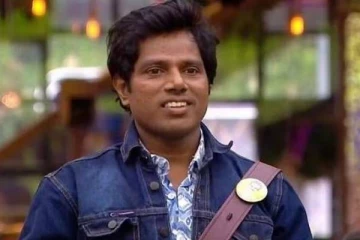 குடும்பத்துடன் சென்று புதிய கார் வாங்கியுள்ள பிக்பாஸ் புகழ் அமுதவாணன்- இதோ புகைப்படங்கள்